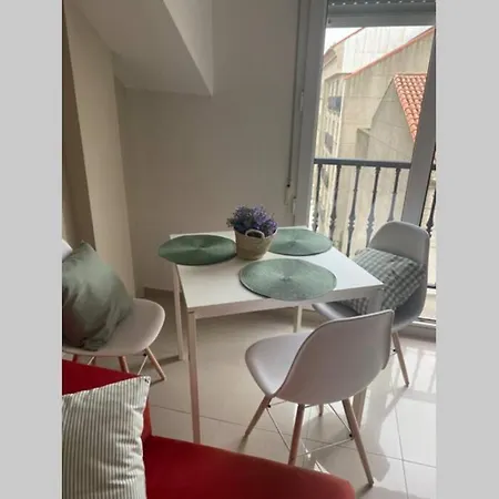 Apartman Apartamento Centrico, 2 Y Plaza De Garaje Cambados